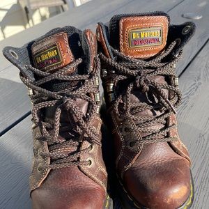 Dr. Martens unisex pitch steel toe work-boot